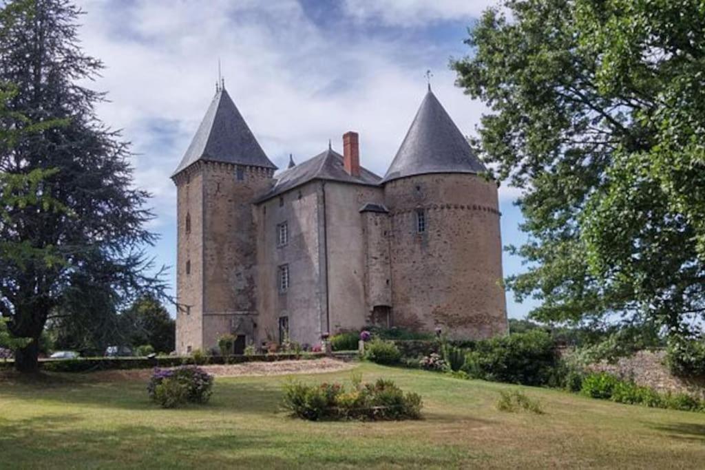 Вилла "L'Annexe" Dournazac Экстерьер фото