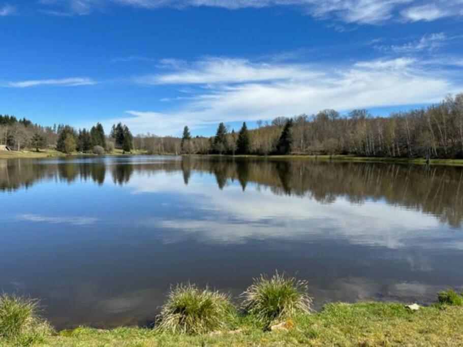Вилла "L'Annexe" Dournazac Экстерьер фото